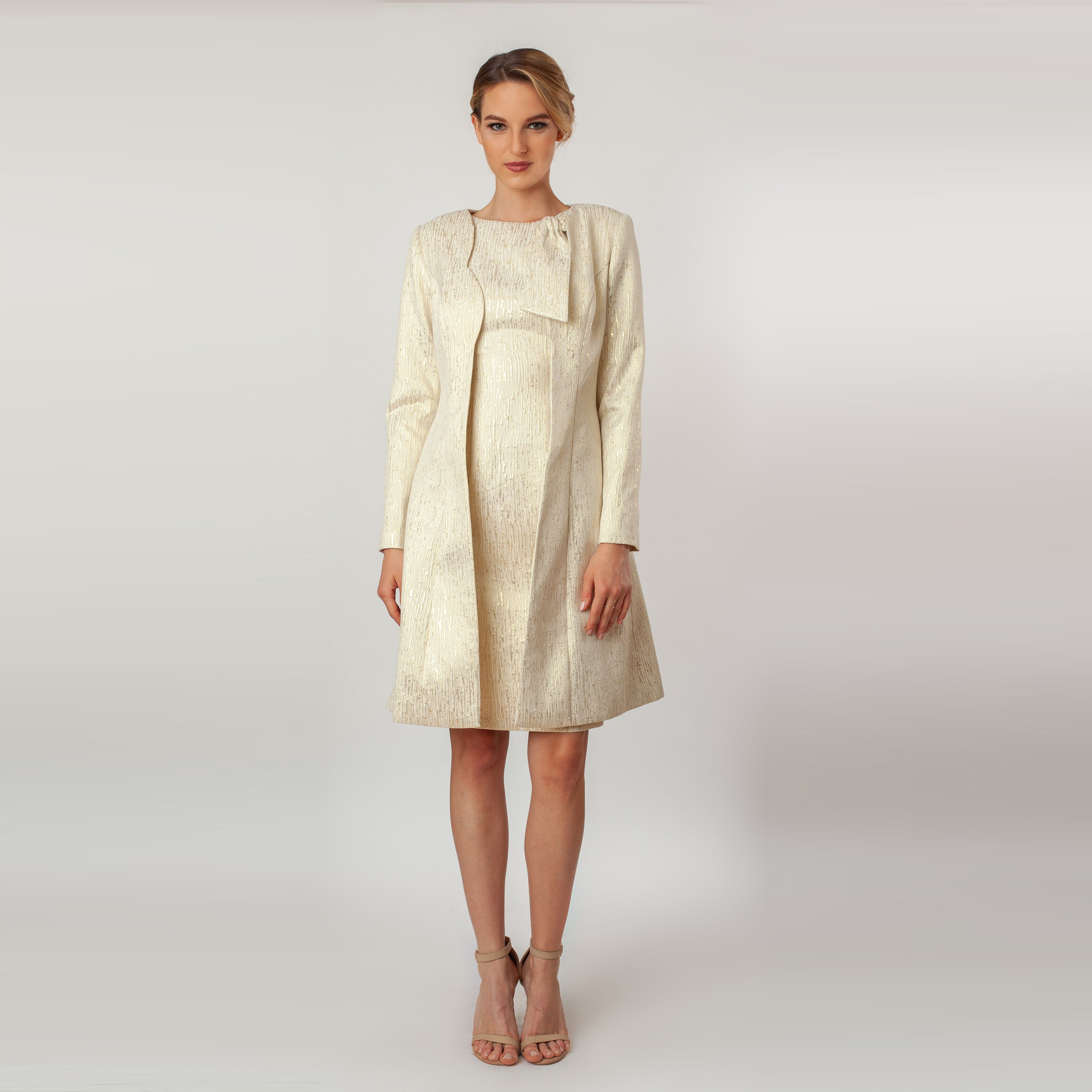 Scalloped Fly-Away Topper - MaraFormigone