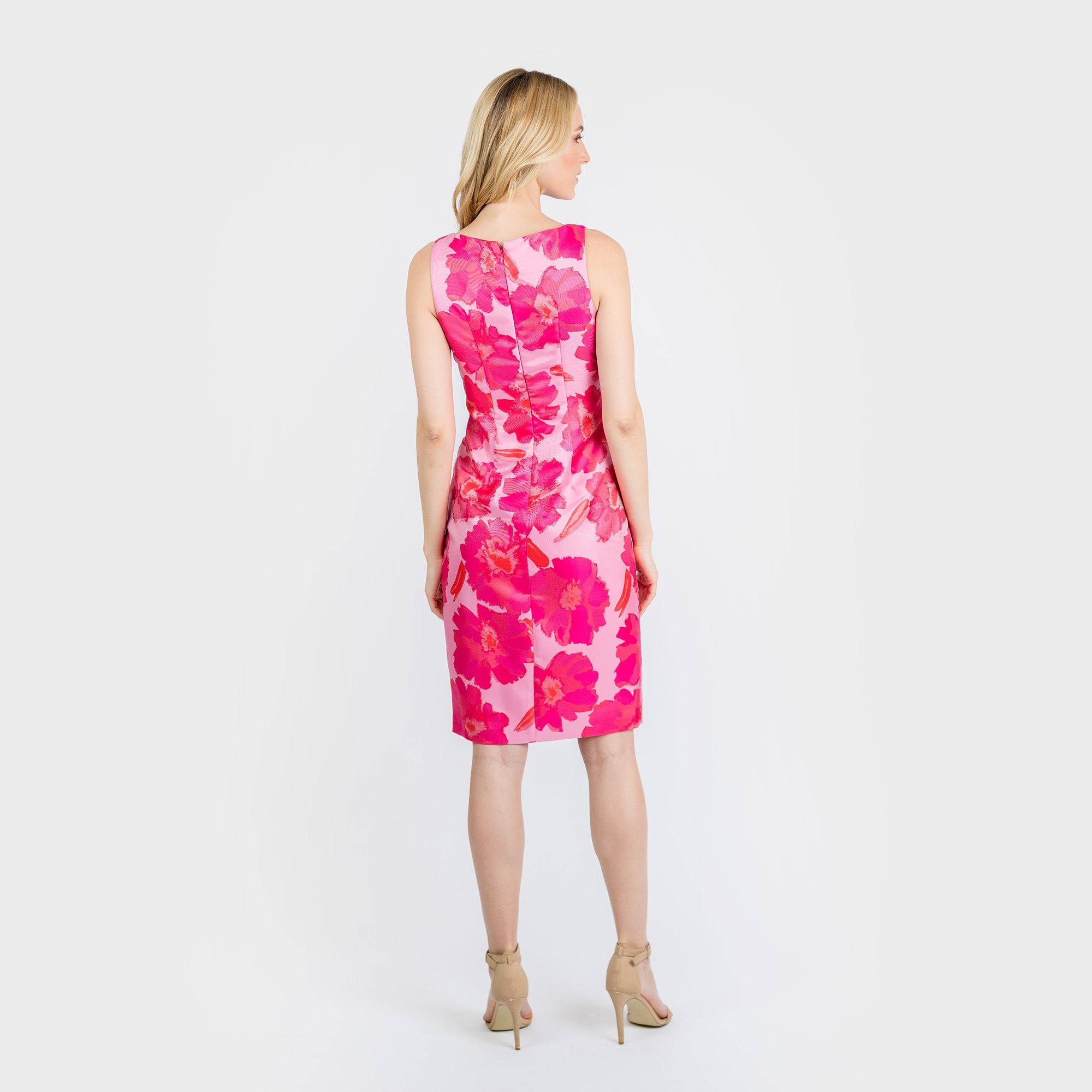 The Sleveless Sheath Dress Classic - MaraFormigone