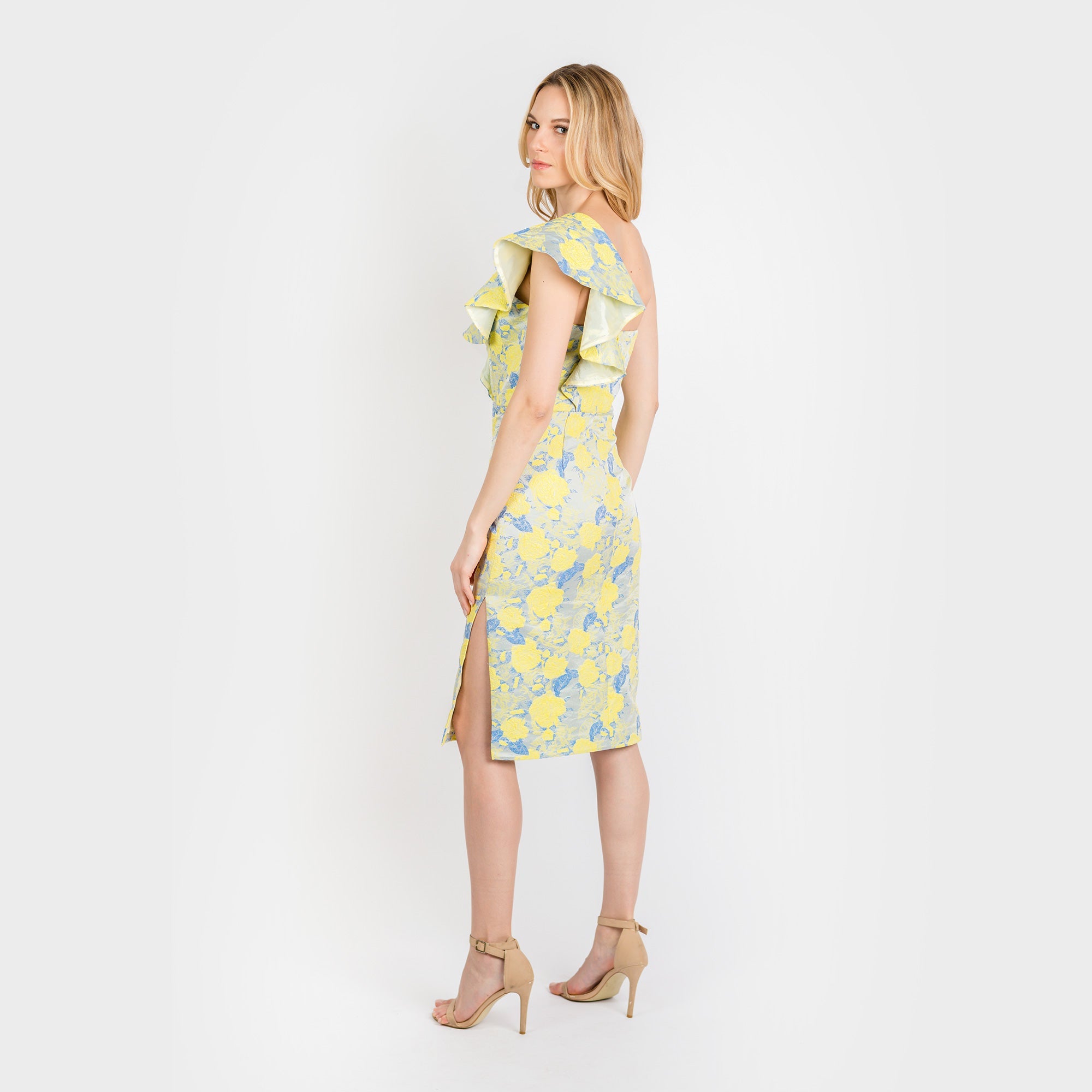 CN7187B Assymmetric Flounce Sheath - MaraFormigone