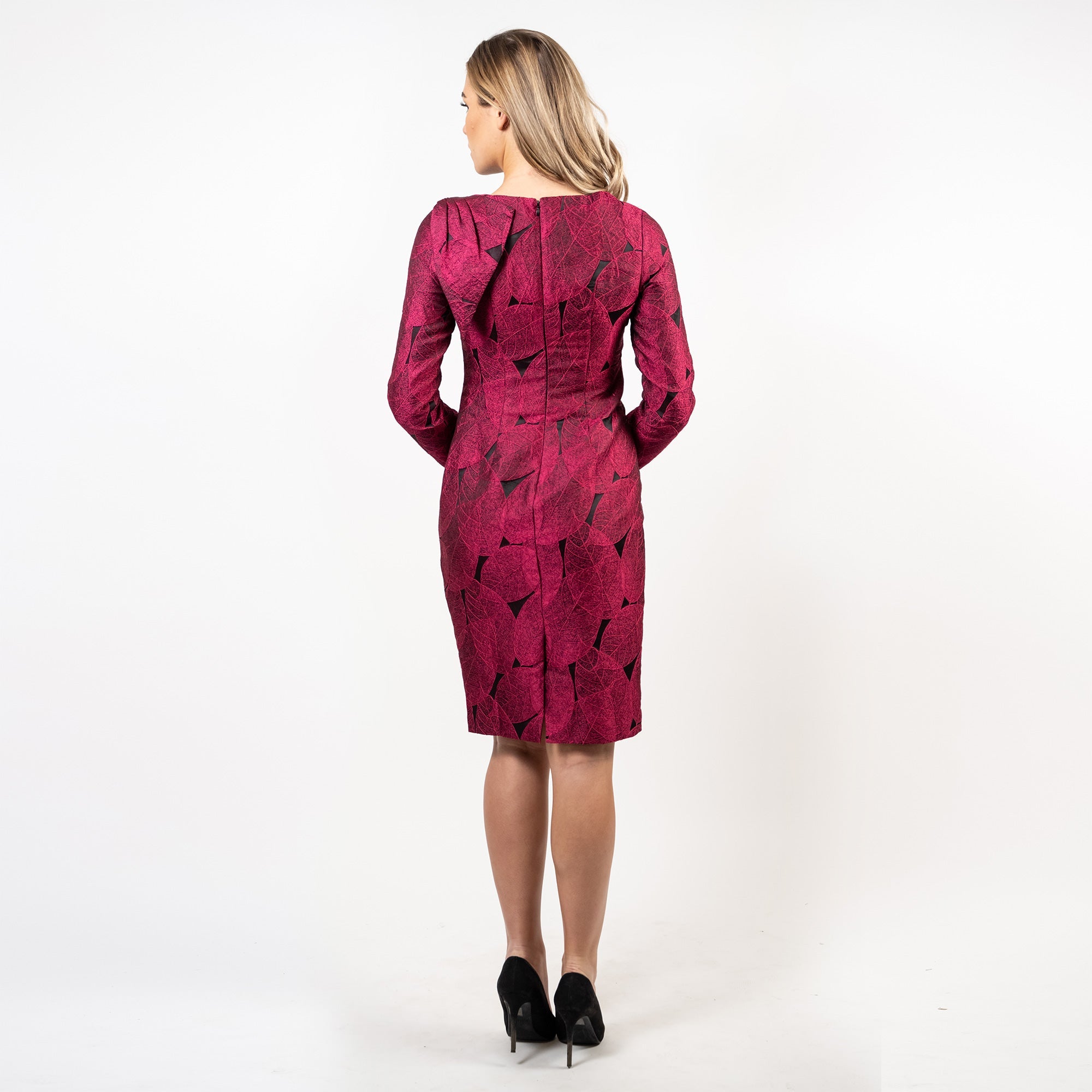 The Asymmetric Shoulder Bow Sheath Classic - MaraFormigone