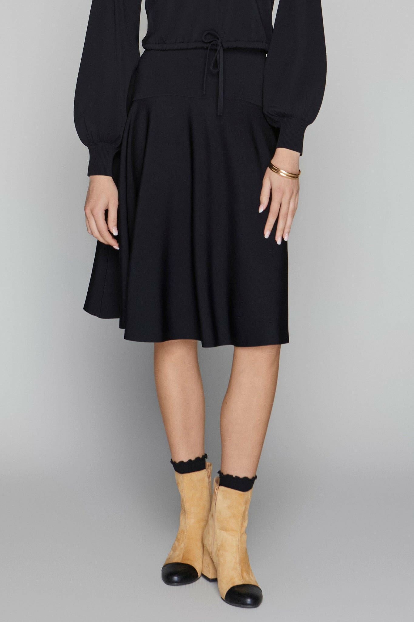 Brighton Skirt in Black Apparalel
