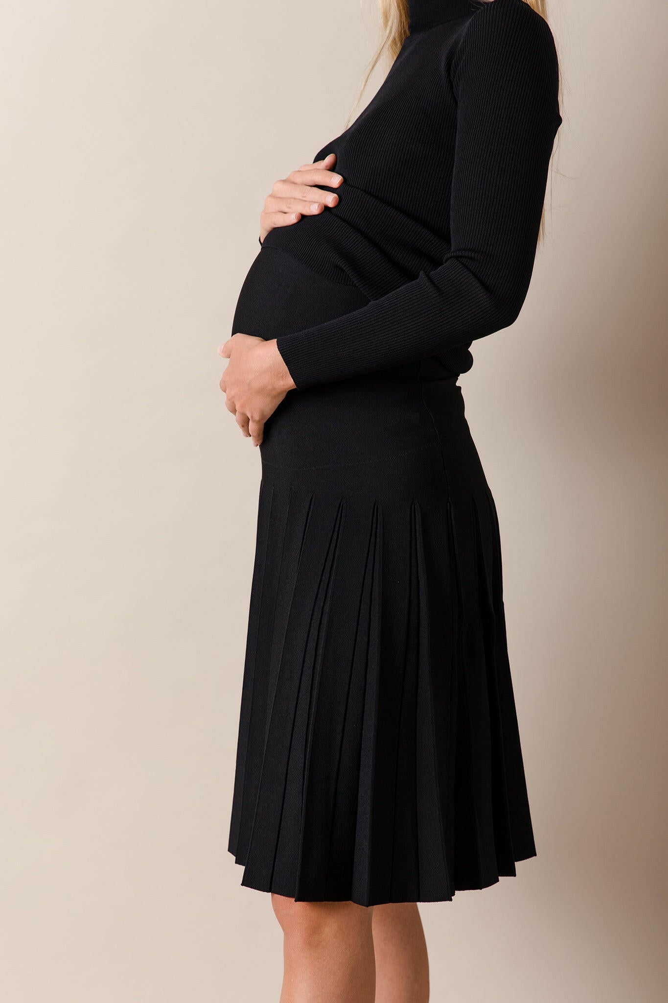 Maternity Infinity Skirt in Black Apparalel