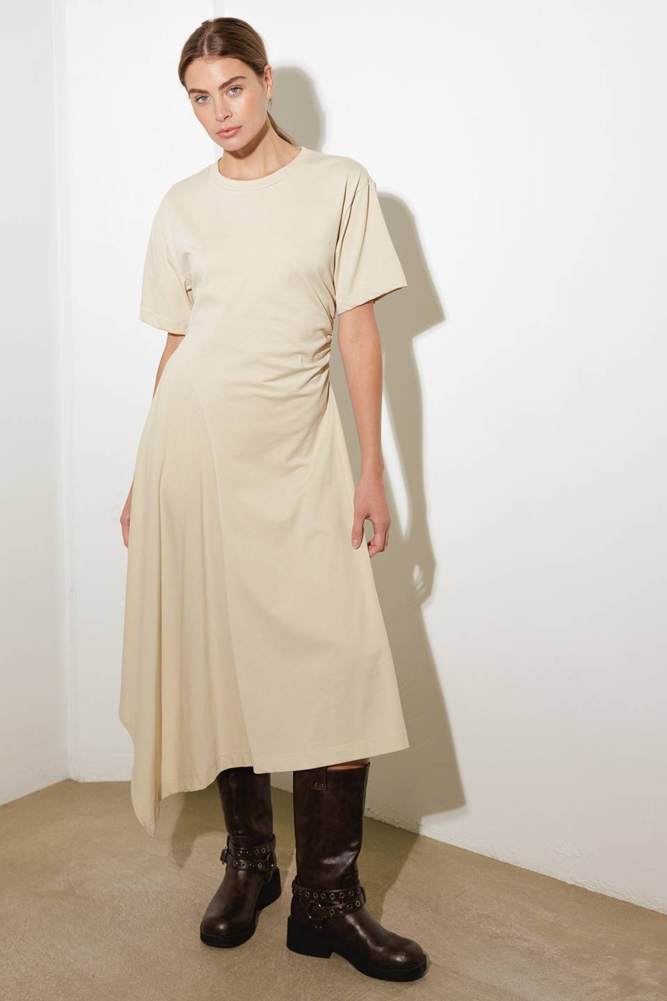 VESTIDO MIDI DE PUNTO RIGHT ON CUE