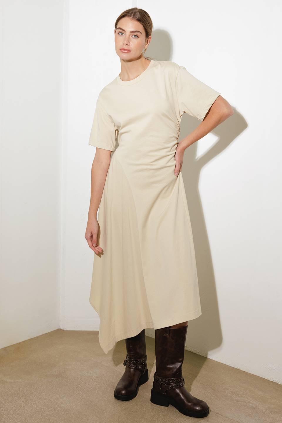 VESTIDO MIDI DE PUNTO RIGHT ON CUE