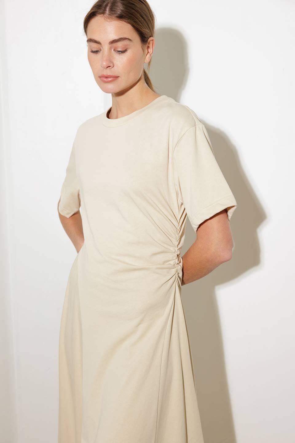 VESTIDO MIDI DE PUNTO RIGHT ON CUE