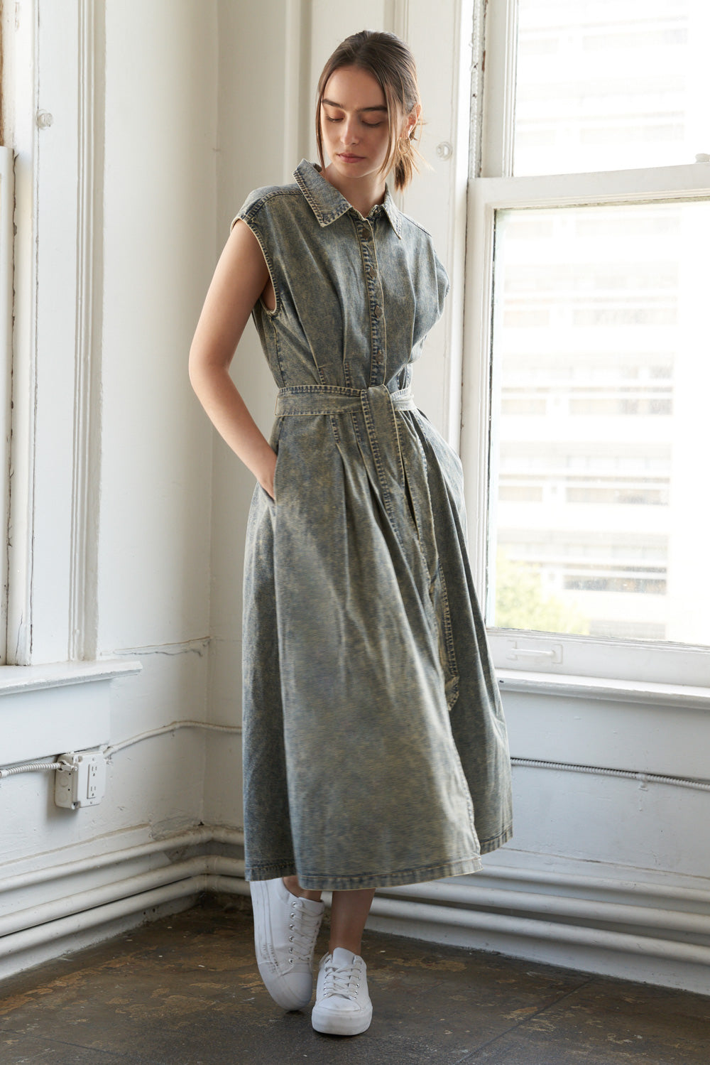 SUNSHINE SQUEEZE DENIM MIDI DRESS - MaraFormigone