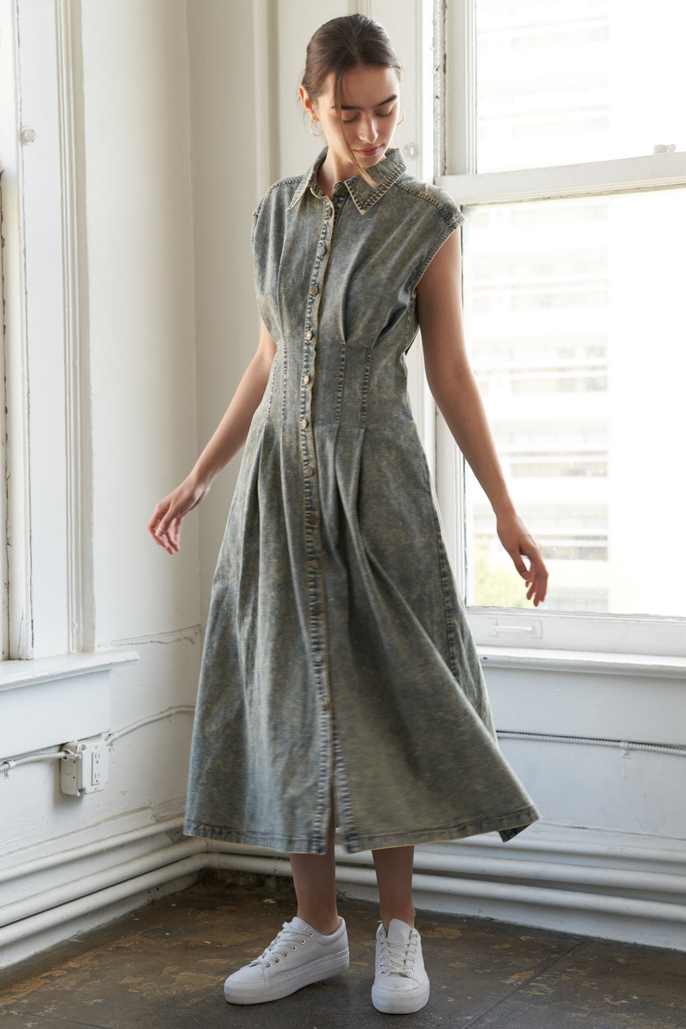 SUNSHINE SQUEEZE DENIM MIDI DRESS - MaraFormigone
