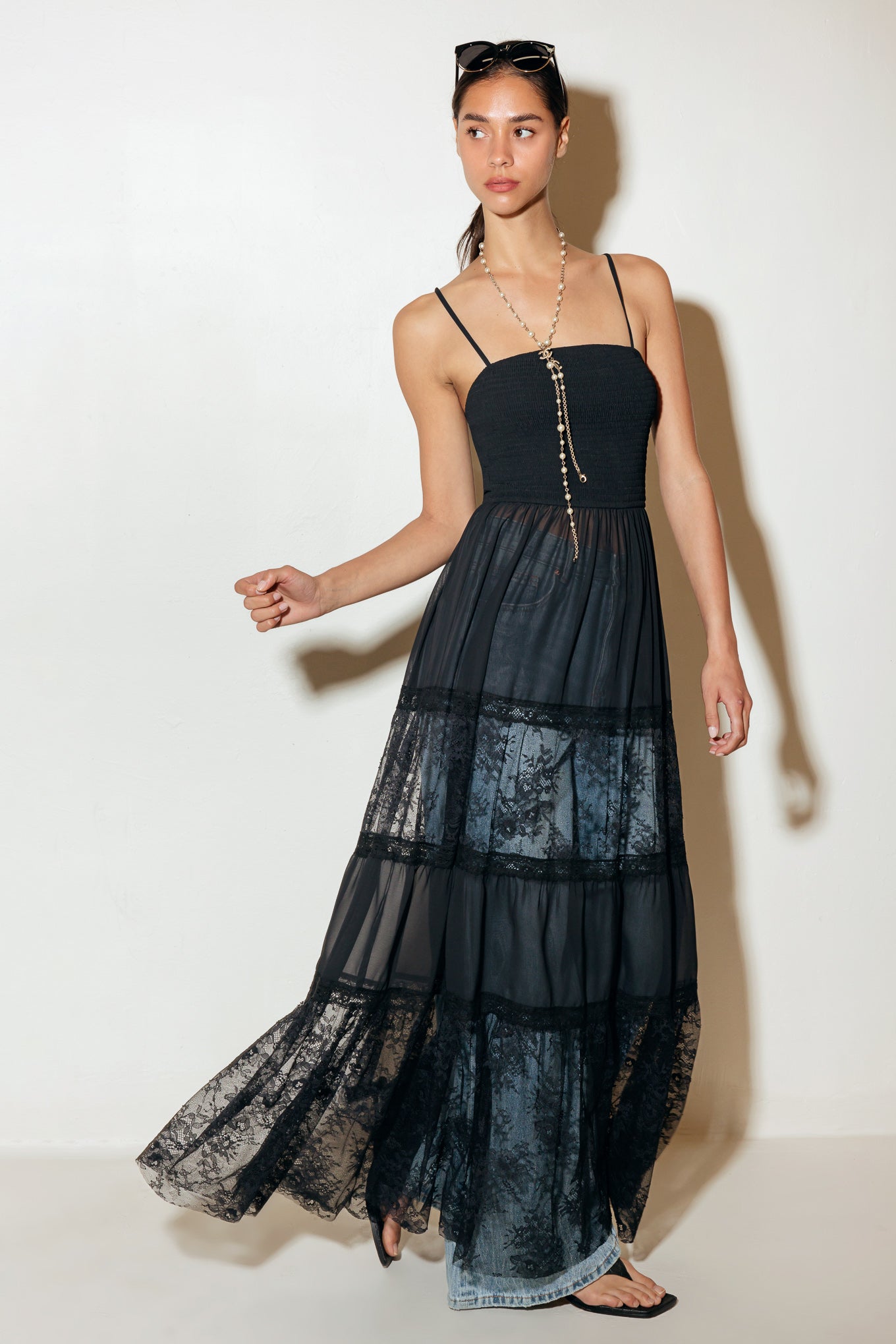 TOP MAXI CON TIRANTES DE ENTRADA IMPRESIONANTE