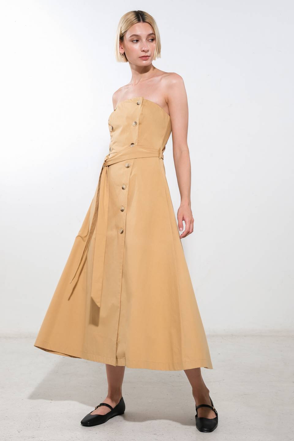 VESTIDO MIDI DE TECIDO QUE TE SEGUE EM TODOS OS LUGARES