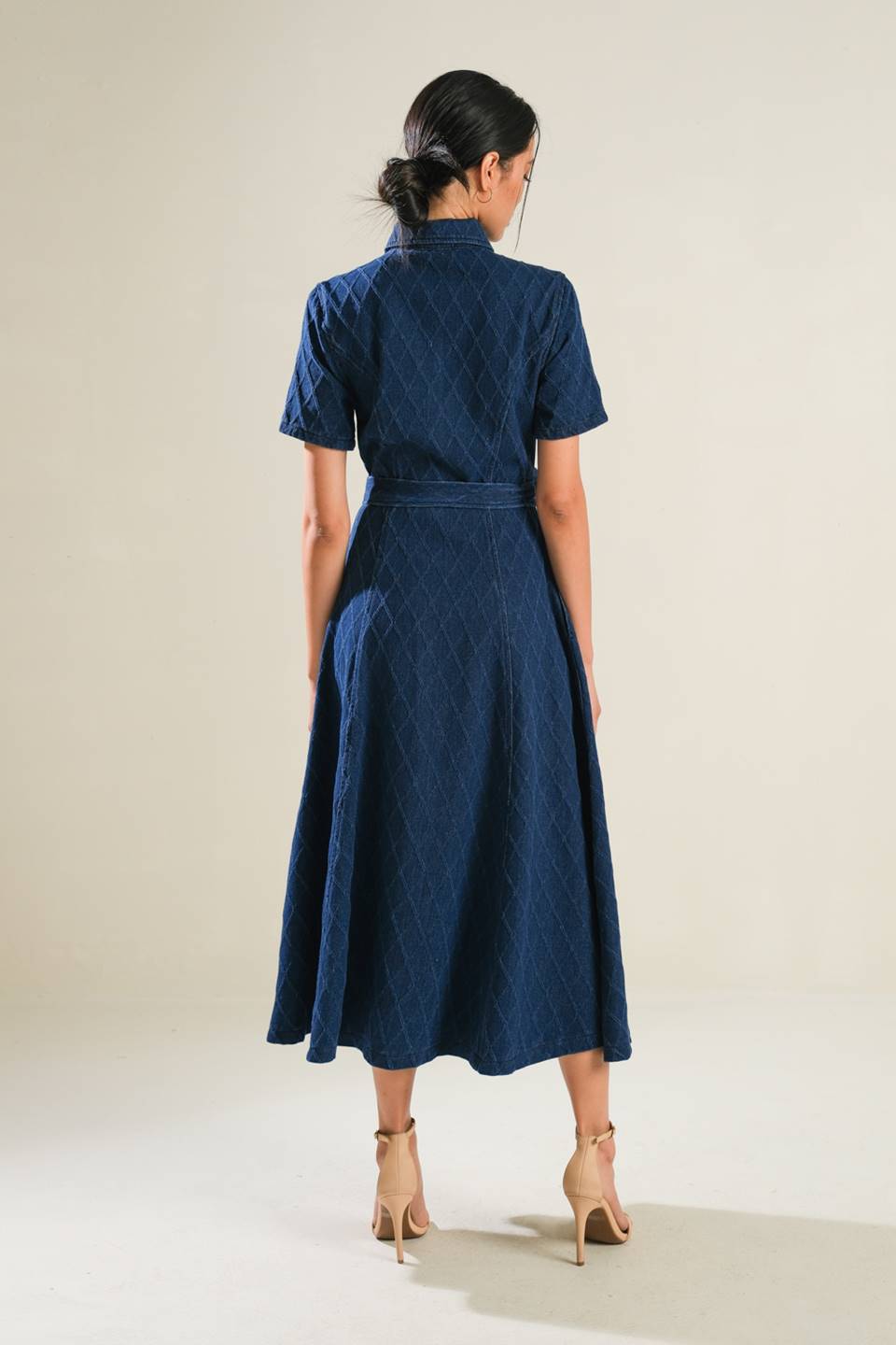 CONFIDENT STRIDES DENIM MIDI DRESS - MaraFormigone