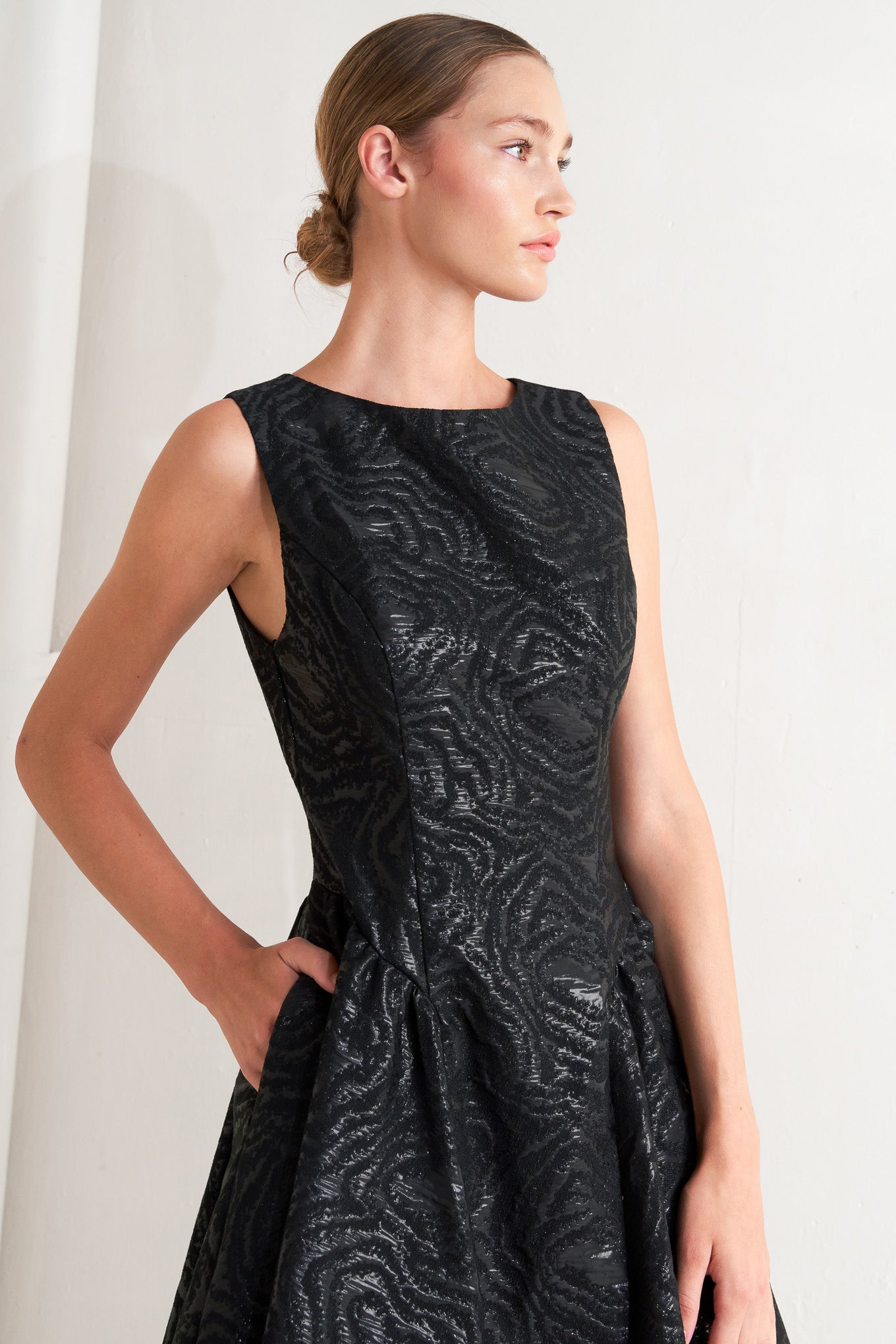 CHECK YOURSELF BLACK WOVEN MIDI DRESS - MaraFormigone
