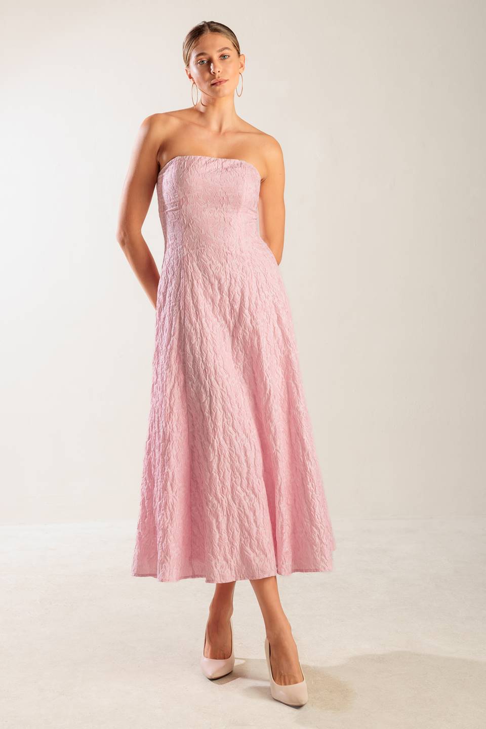 VESTIDO MIDI ROSA TEJIDO