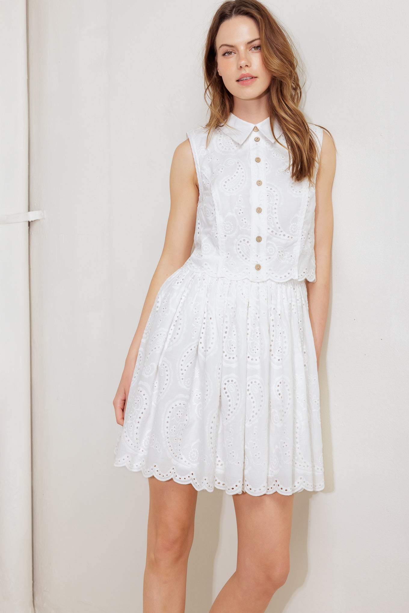 LEAF KISS WHITE WOVEN EYELET MINI DRESS - MaraFormigone