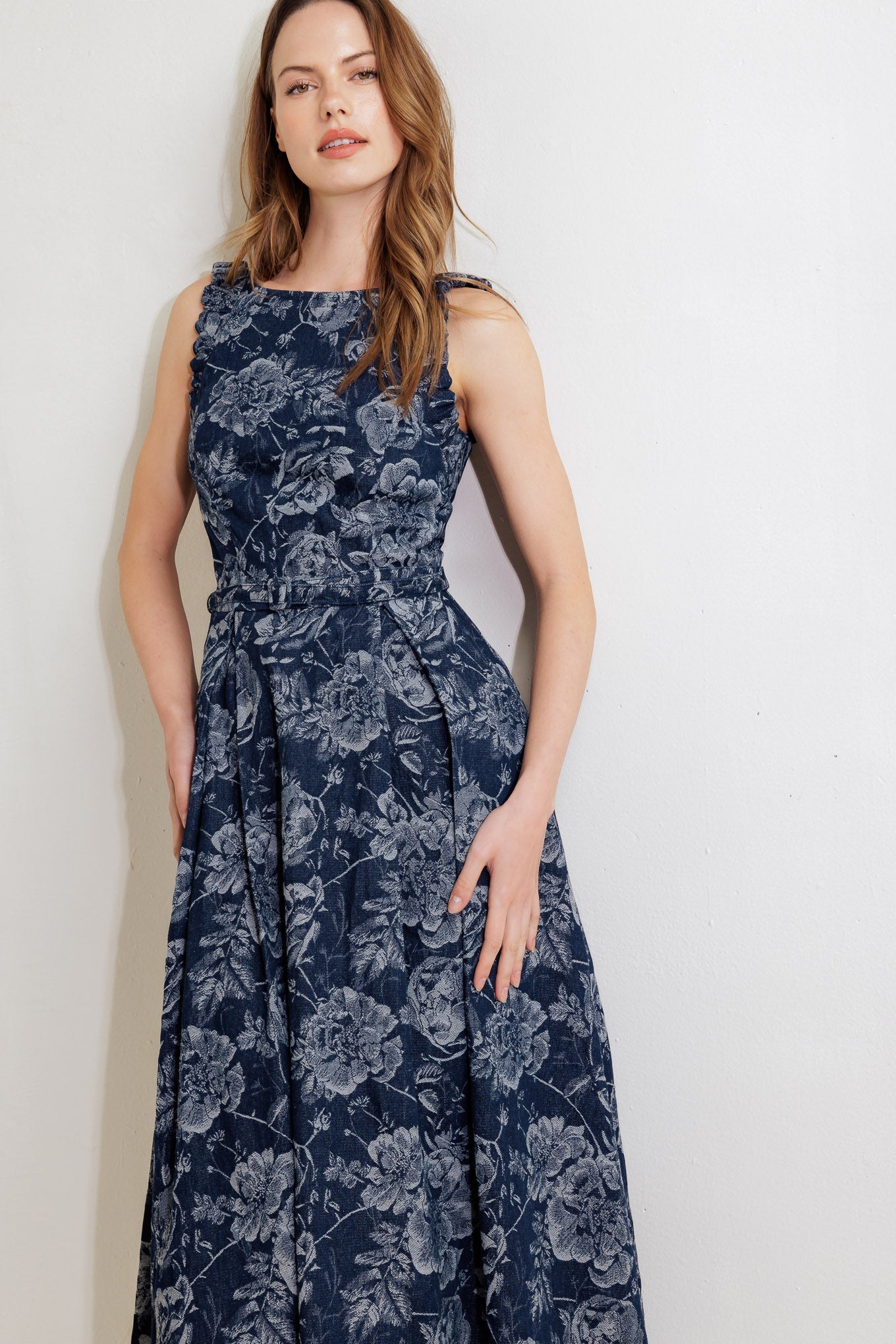 DUSK ROSE WOVEN DENIM MIDI DRESS - MaraFormigone