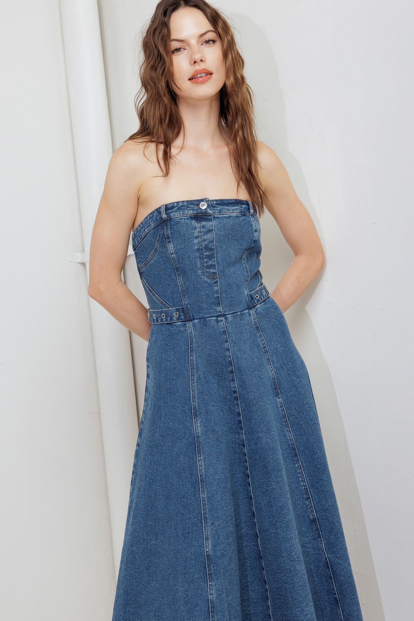 MIDNIGHT STRUCTURE DENIM MIDI DRESS - MaraFormigone