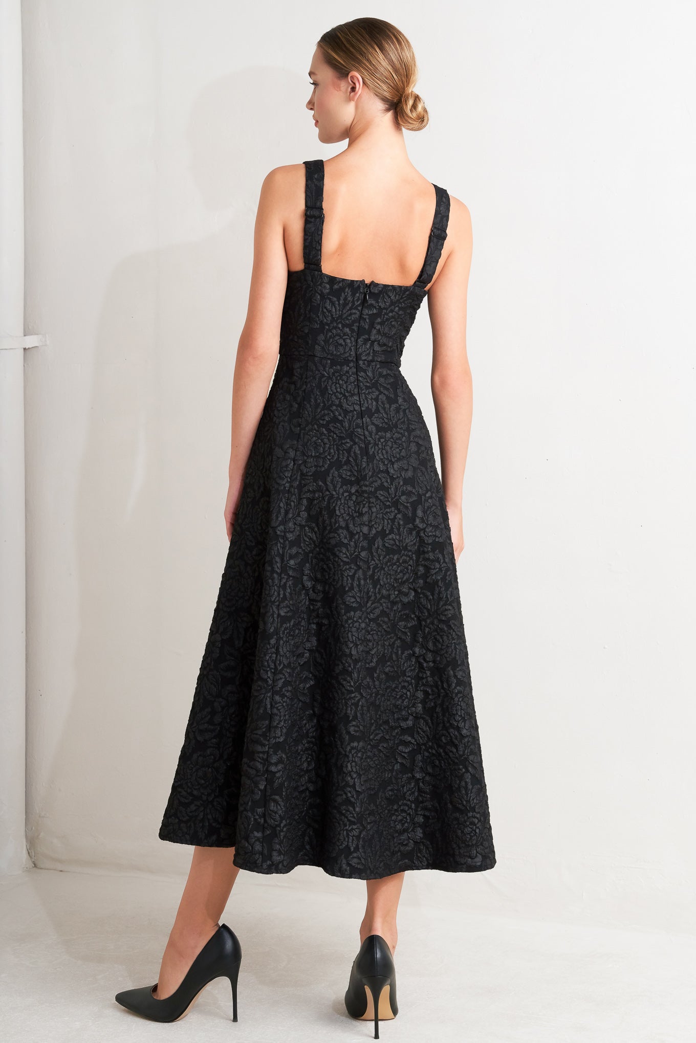 FEMME FATALE JACQUARD WOVEN MIDI DRESS - MaraFormigone