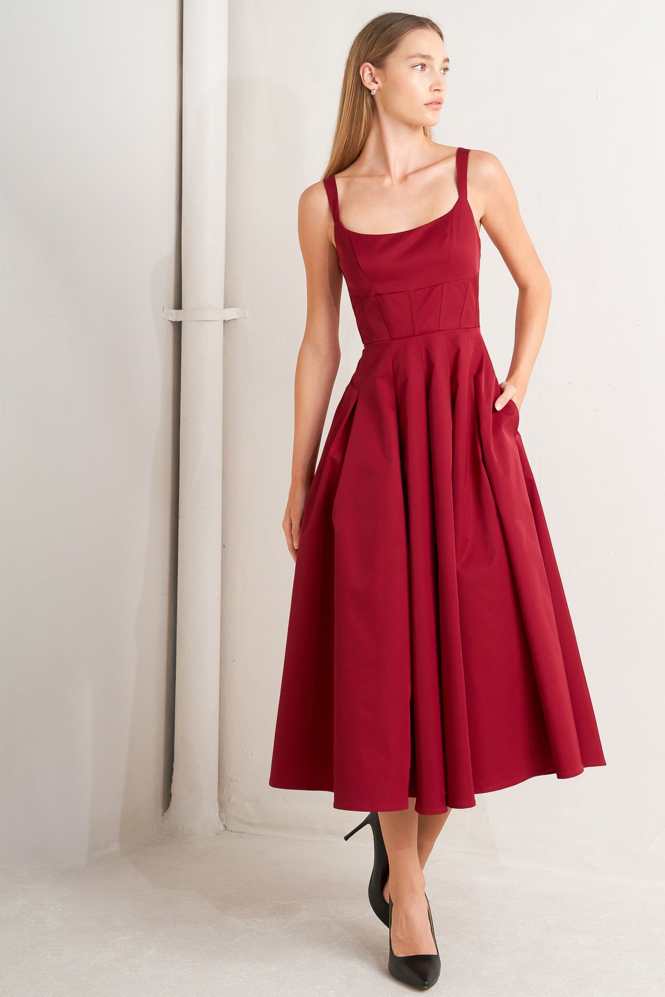 CRIMSON TWIRL WOVEN MIDI DRESS - MaraFormigone