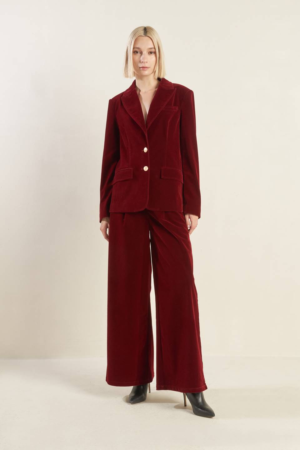 COY CHARM VELVET BLAZER - MaraFormigone