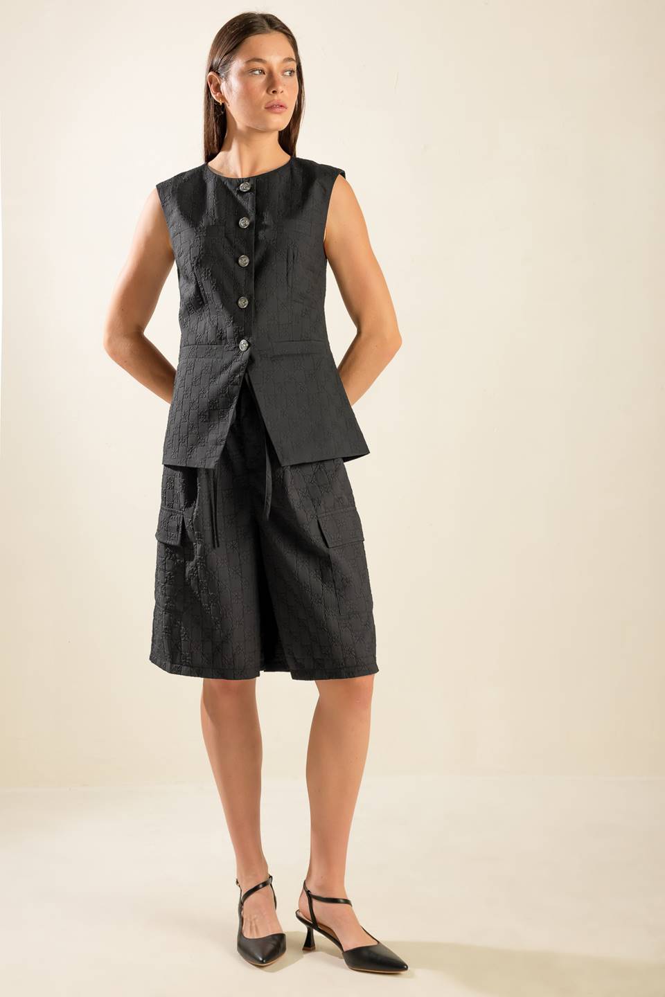 SEE WHAT HAPPENS WOVEN VEST - MaraFormigone