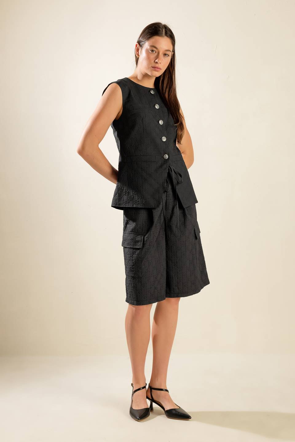 SEE WHAT HAPPENS WOVEN VEST - MaraFormigone