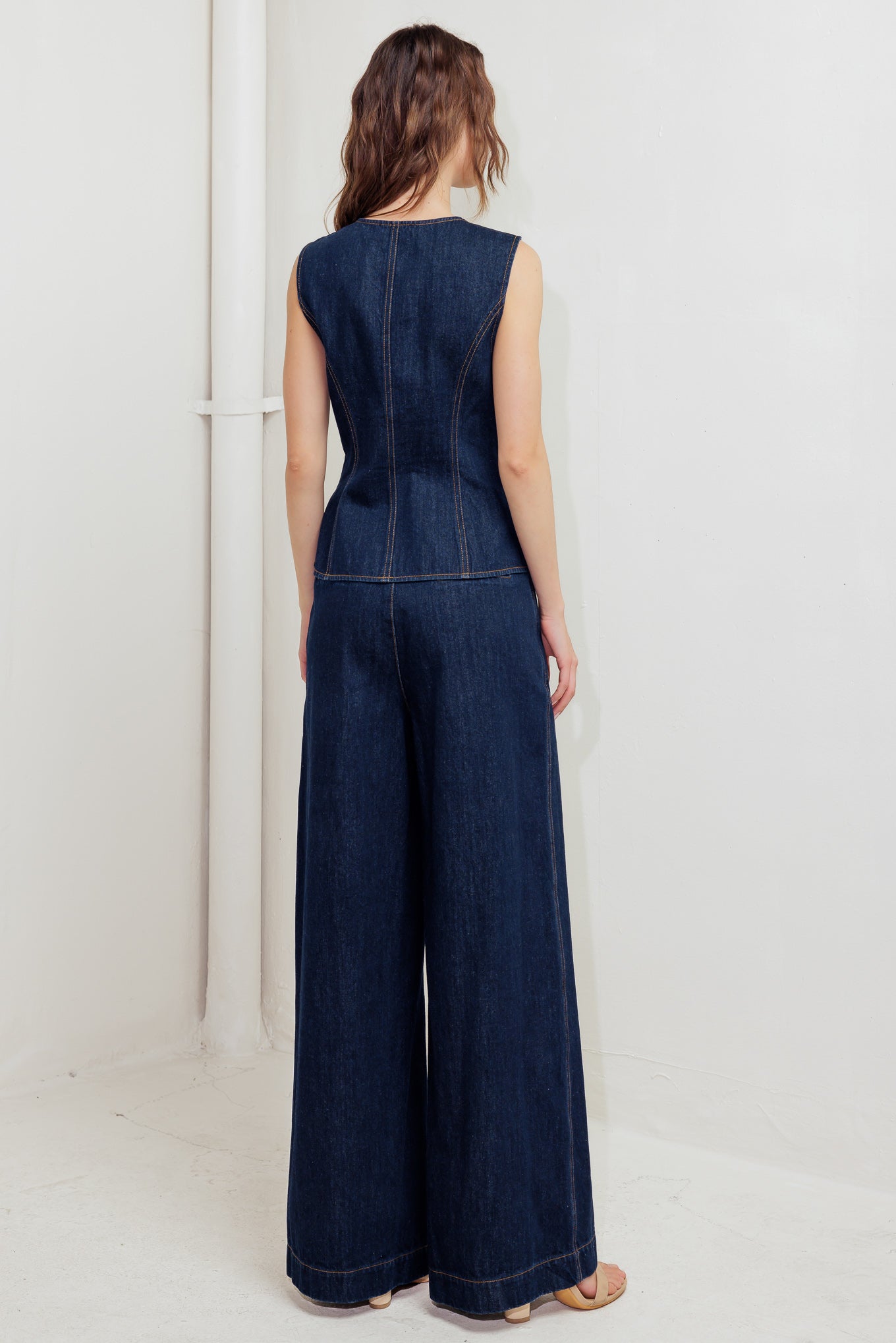 INDIGO ICON DENIM VEST - MaraFormigone