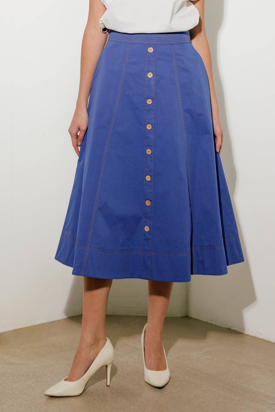 SAIA MIDI ELEGÂNCIA ENCANTADA