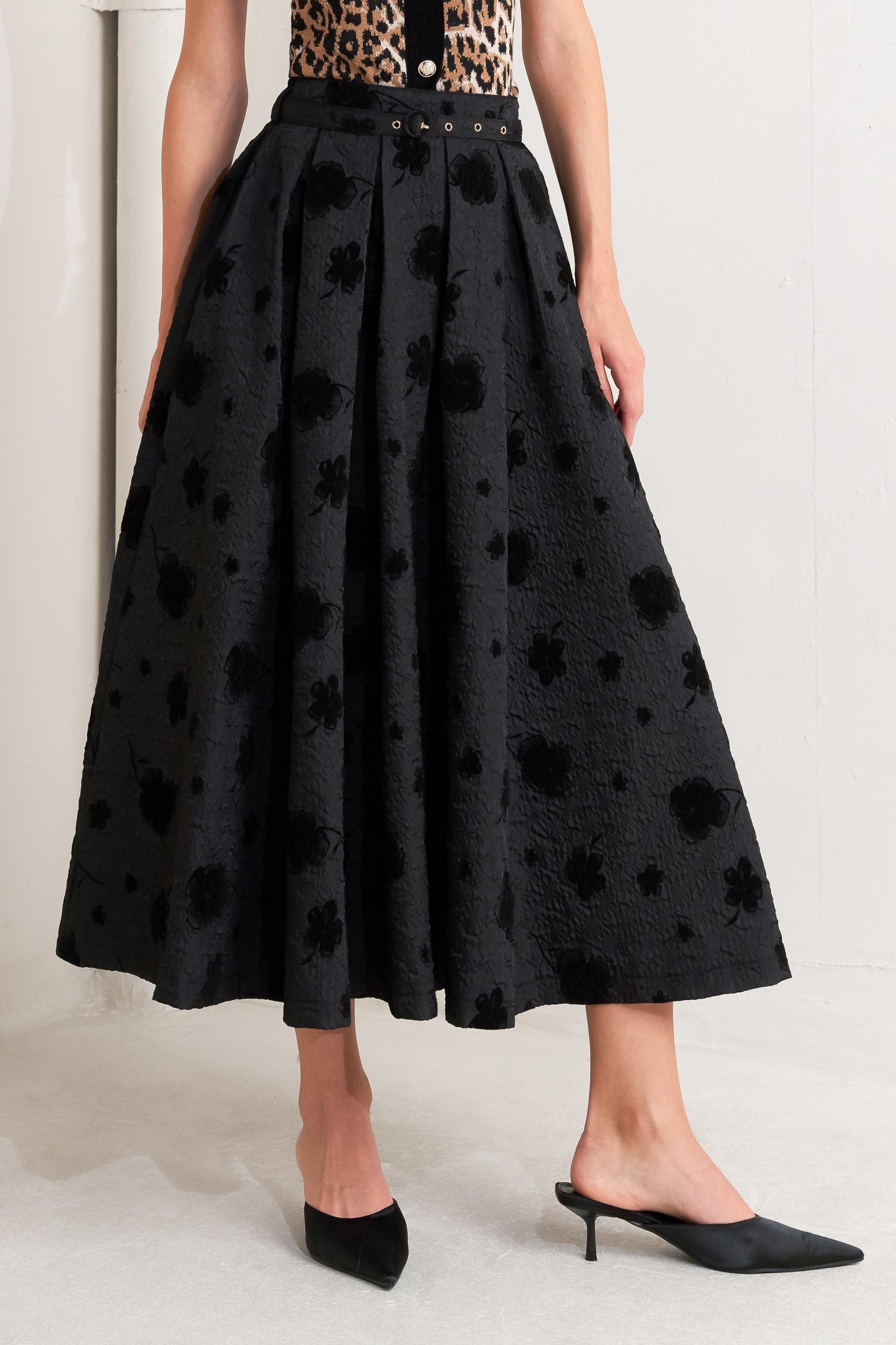 NOIR BLOOMING ROMANCE WOVEN FULL MIDI SKIRT - MaraFormigone