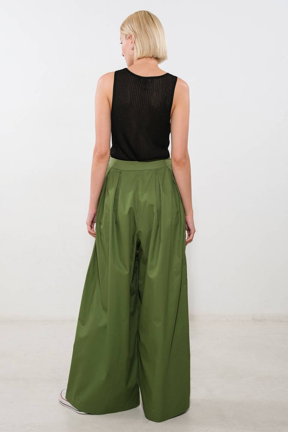 ¡PANTALONES TEJIDOS EN EL MOMENTO PERFECTO!