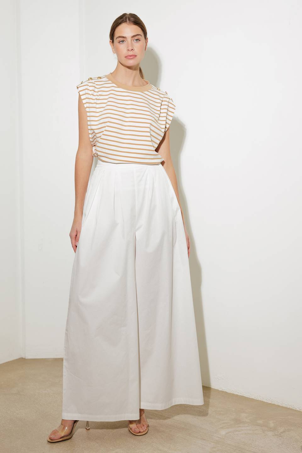 ¡PANTALONES TEJIDOS EN EL MOMENTO PERFECTO!