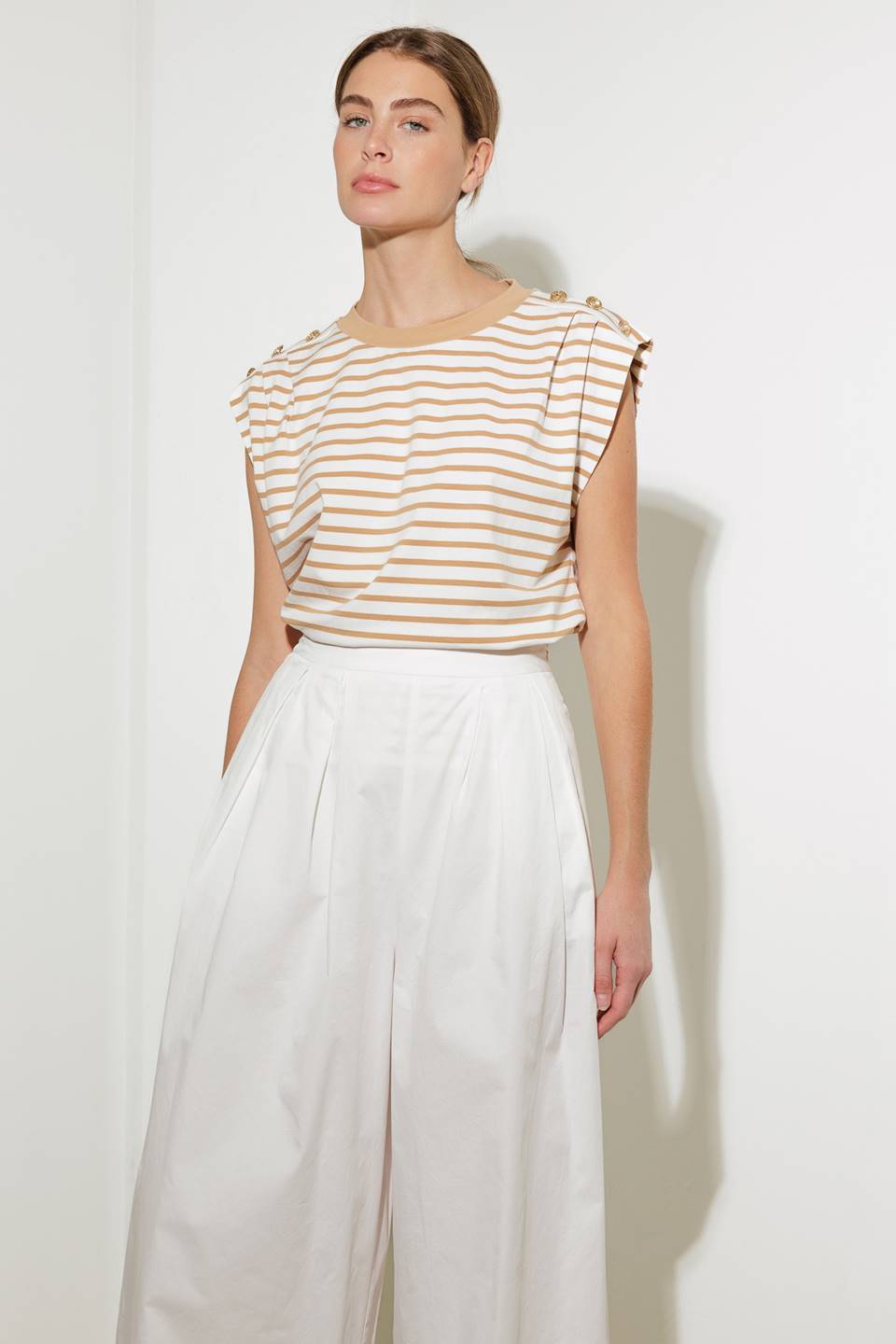 ¡PANTALONES TEJIDOS EN EL MOMENTO PERFECTO!