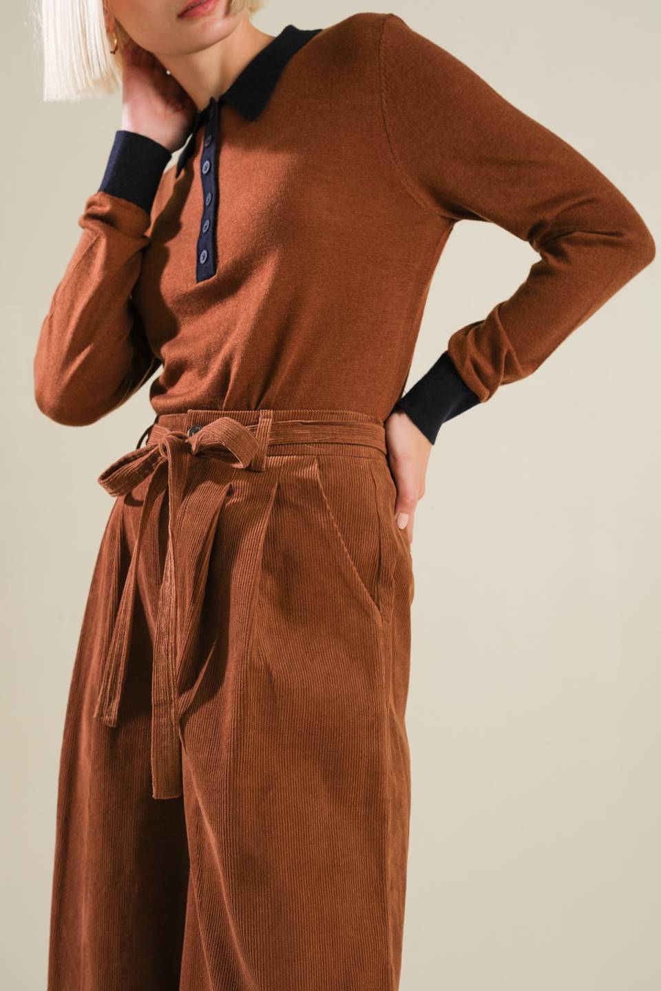 PANTALONES TEJIDOS FAME