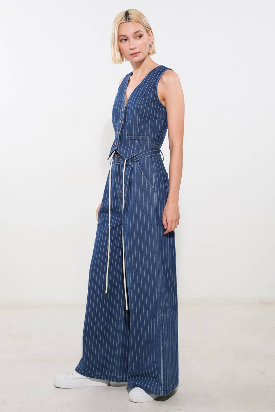 Eu ainda acredito em calças jeans.