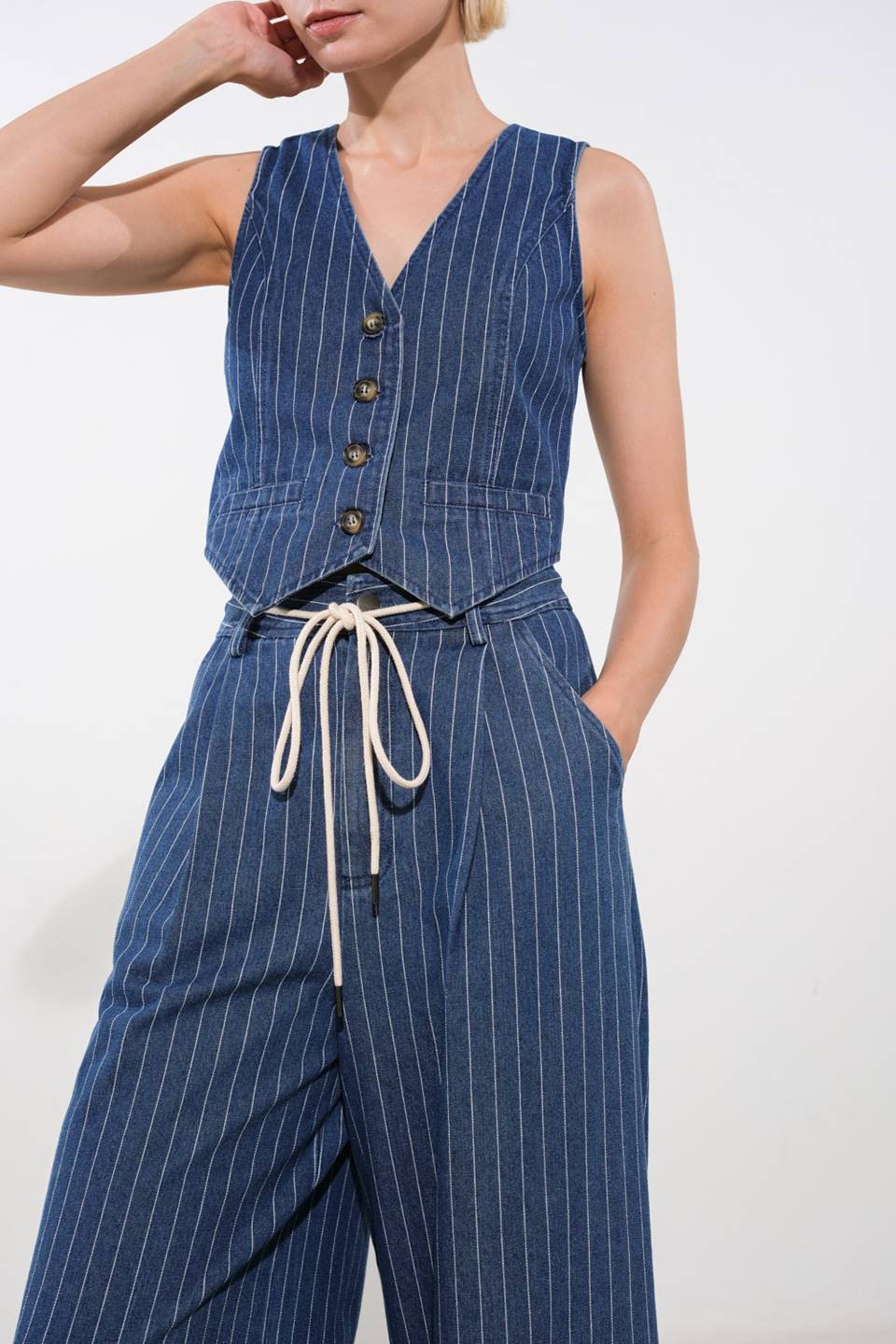 Eu ainda acredito em calças jeans.