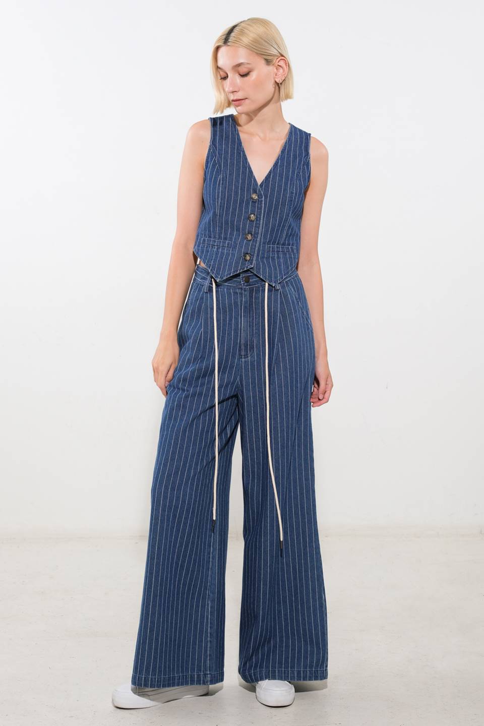 Eu ainda acredito em calças jeans.