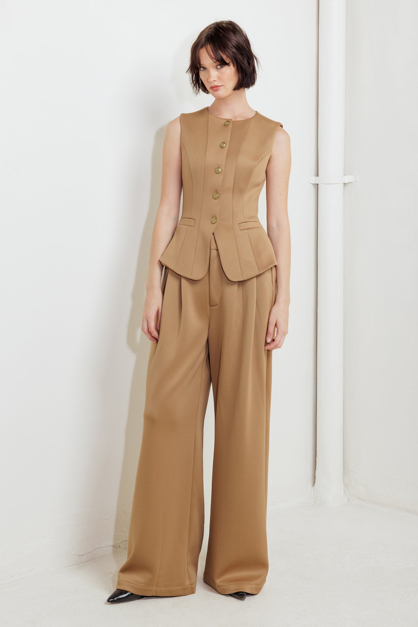 ROMANTIC PETAL WOVEN PANTS - MaraFormigone