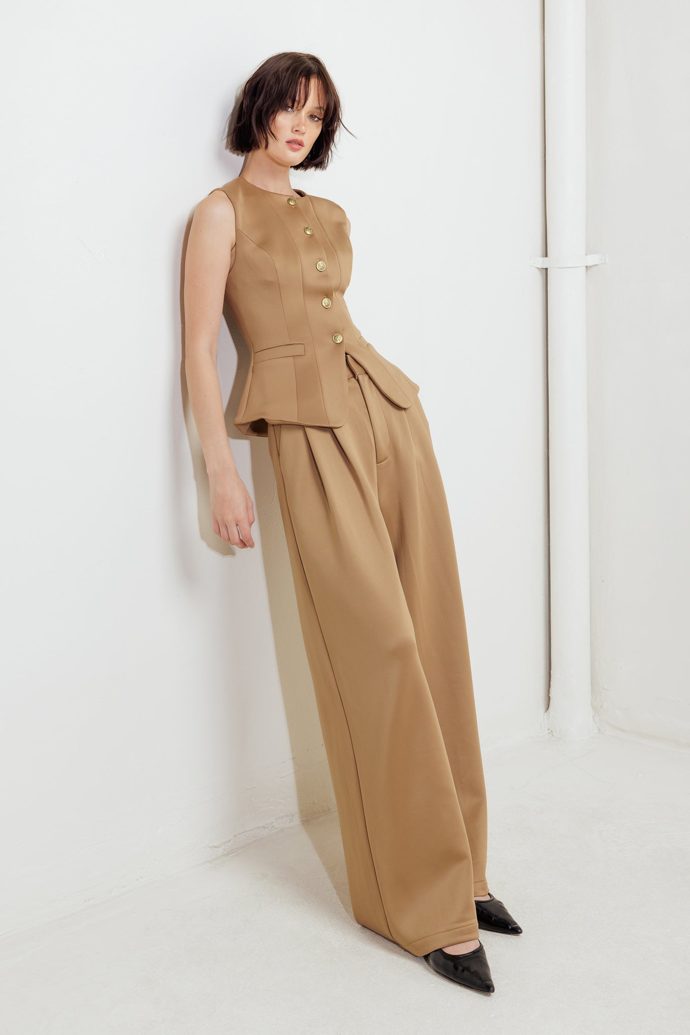 ROMANTIC PETAL WOVEN PANTS - MaraFormigone