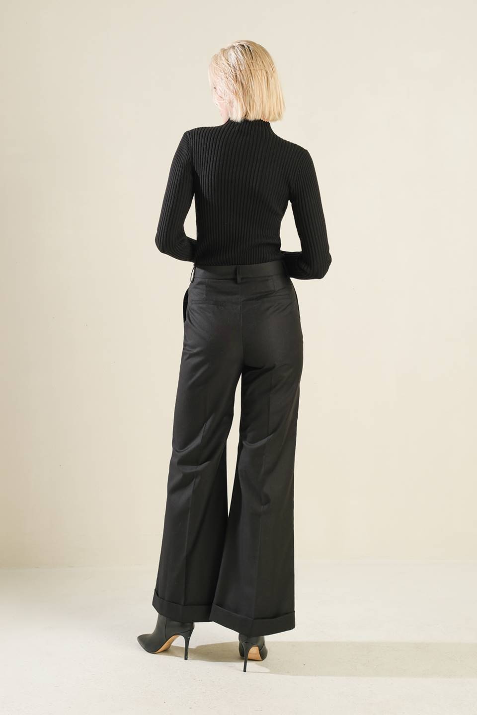 FALLING DEEPER WOVEN PANTS - MaraFormigone