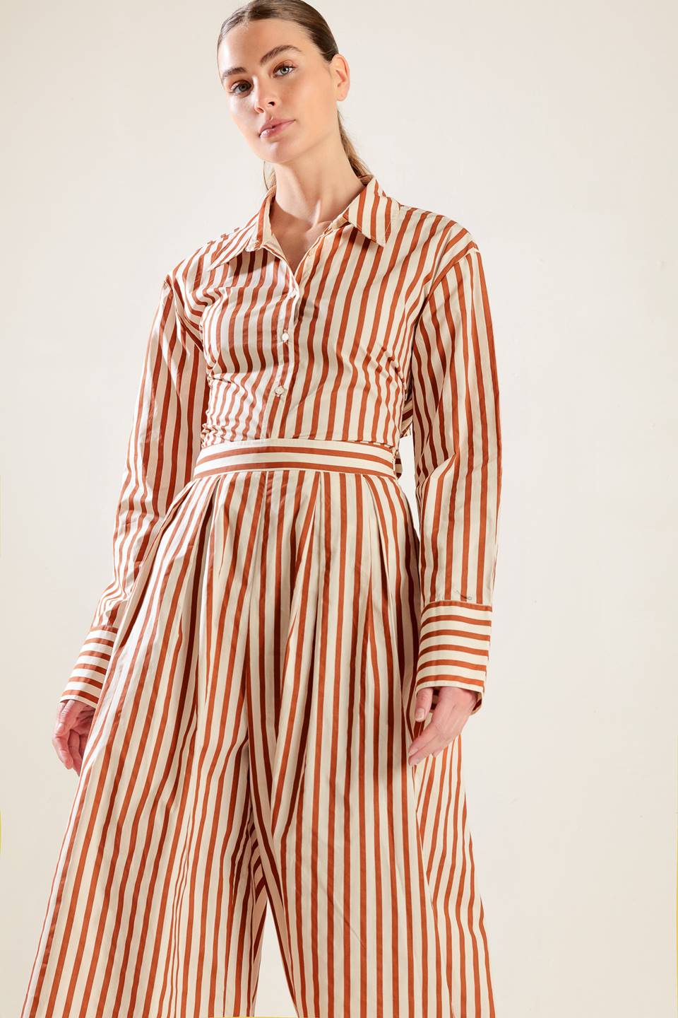 CALÇA TECIDA "PEDAÇOS DO MEU CORAÇÃO"