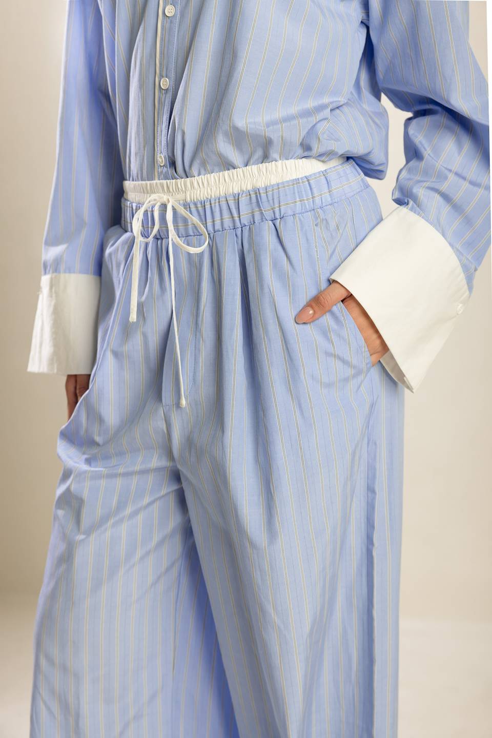 TANTOS RECUERDOS PANTALONES TEJIDOS