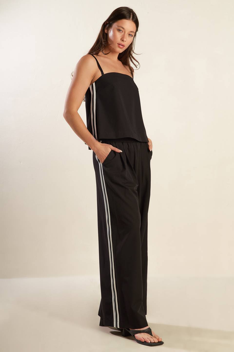 PANTALONES TEJIDOS UNA VEZ MÁS