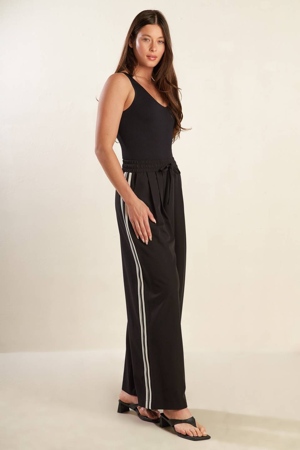 PANTALONES TEJIDOS UNA VEZ MÁS