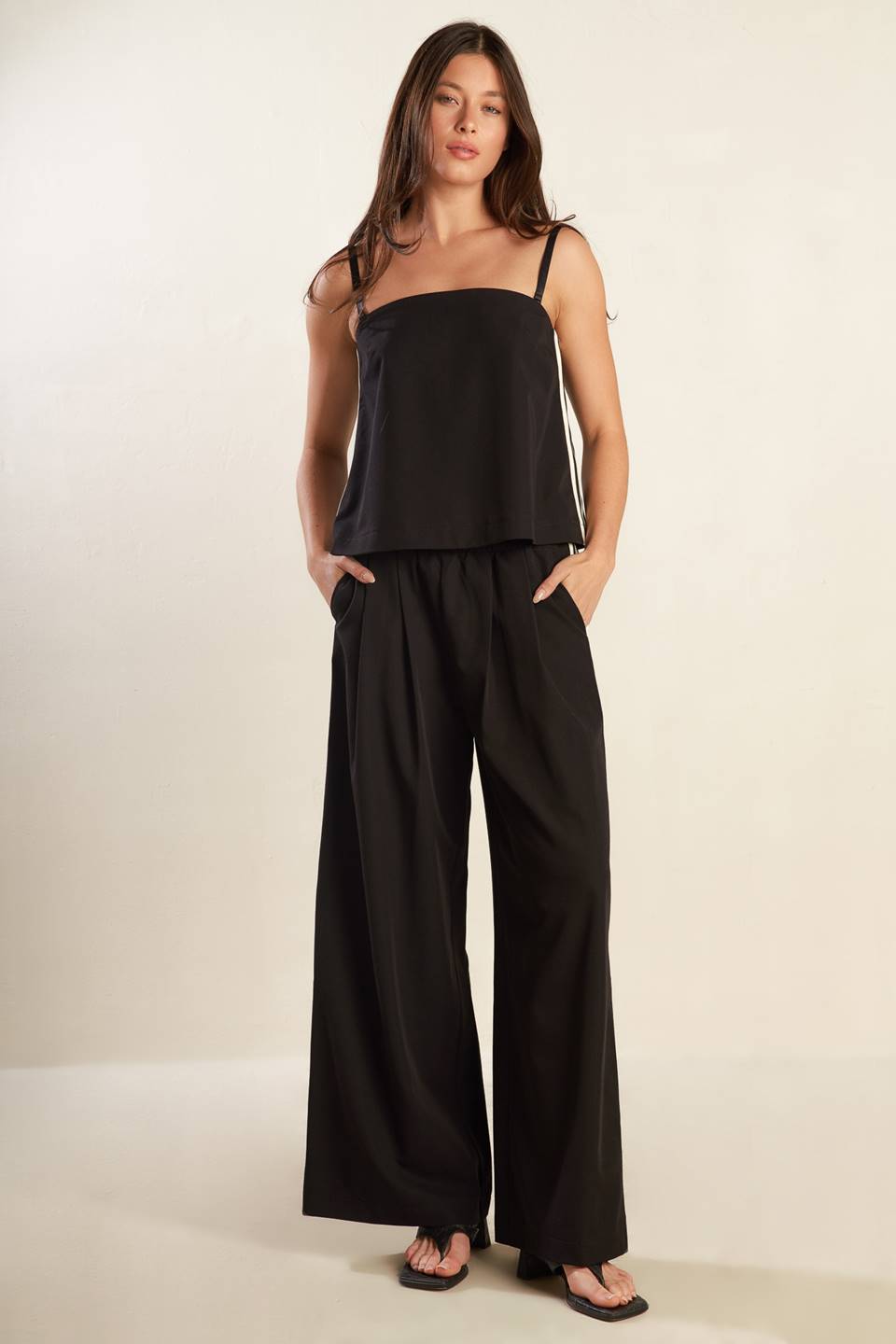 PANTALONES TEJIDOS UNA VEZ MÁS