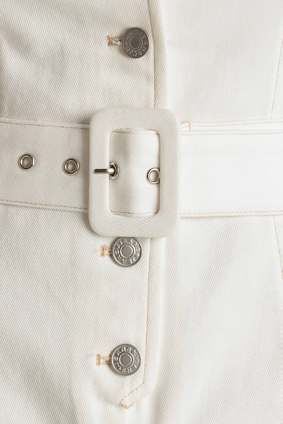 MACACÃO BRANCO TAKE THE LEAD