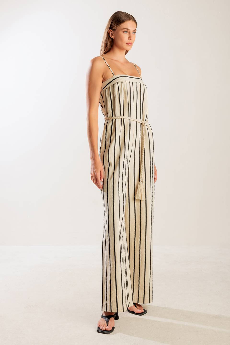 JUST THE BEGINNING WOVEN JUMPSUIT - MaraFormigone