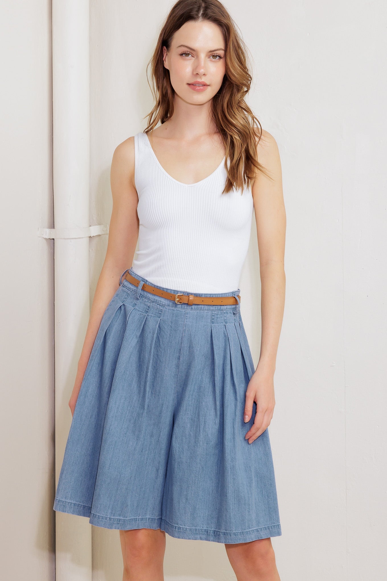 SERENITY HILL CHAMBRAY SHORT - MaraFormigone