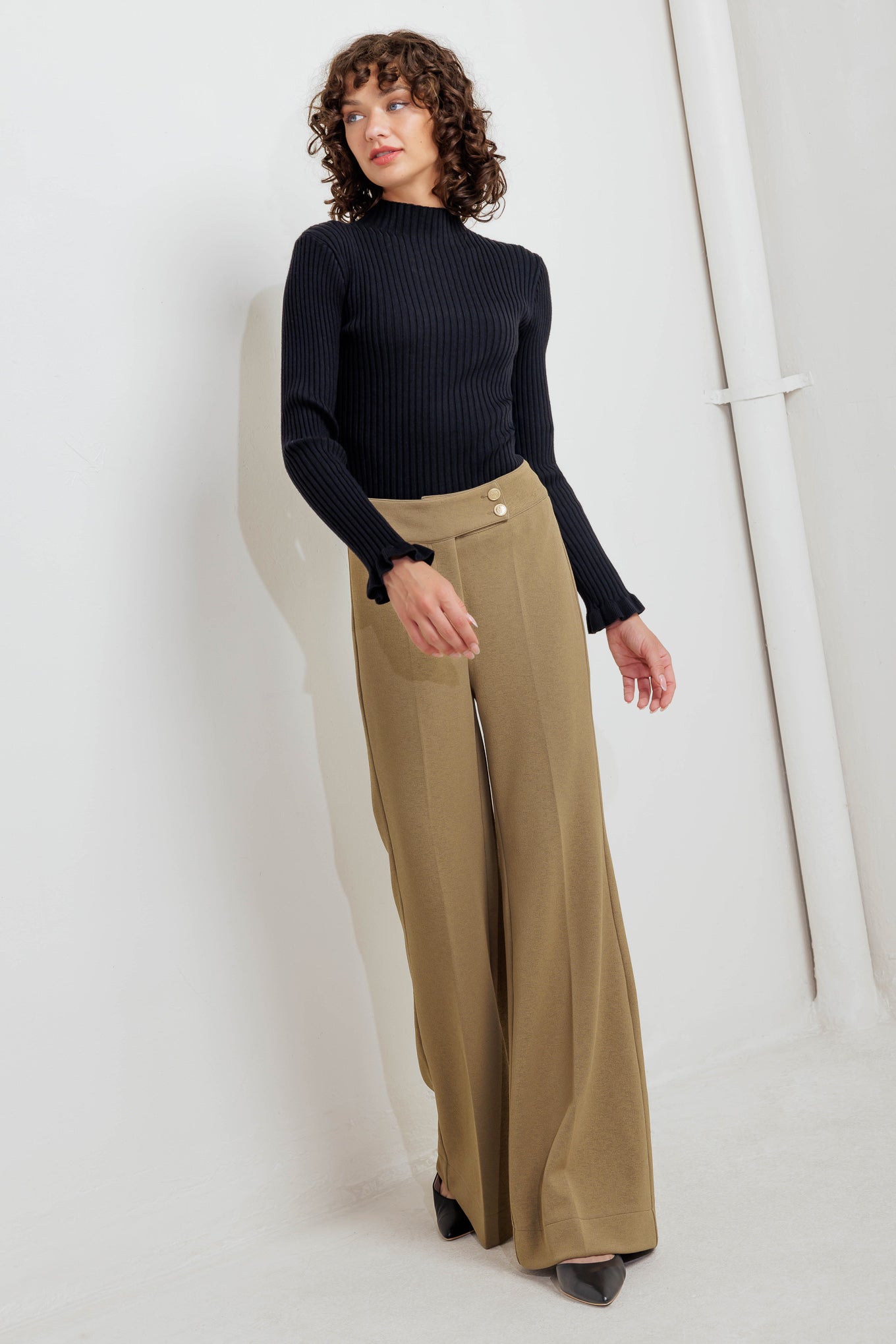 RUNWAY TO REALWAY KNIT PANTS - MaraFormigone