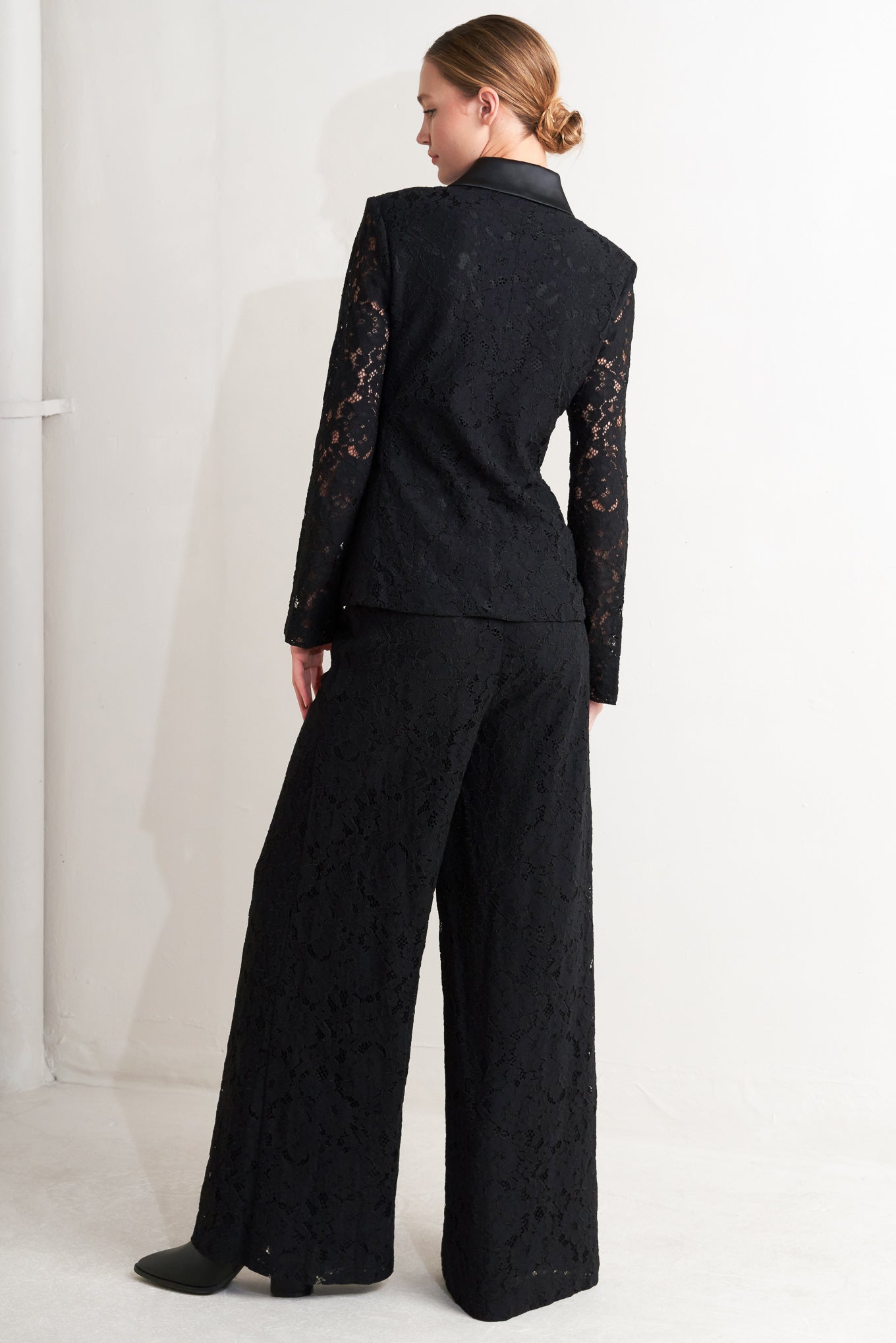 SHADOW GLAM WOVEN LACE PANTS - MaraFormigone