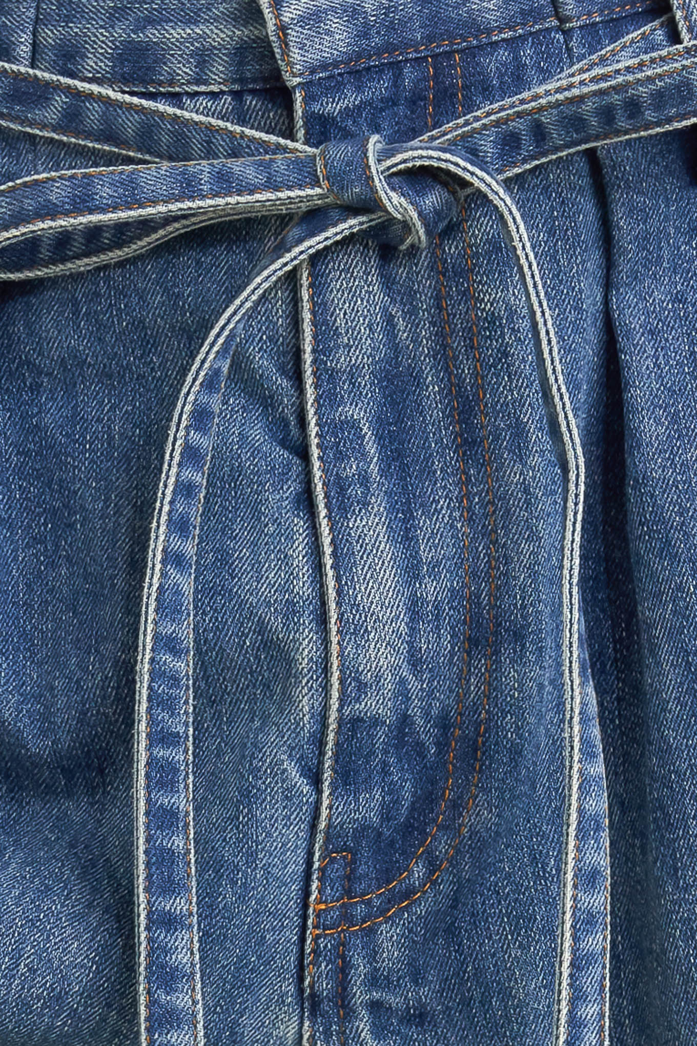 CALÇA JEANS COM CINTURA PARA O DIA A DIA