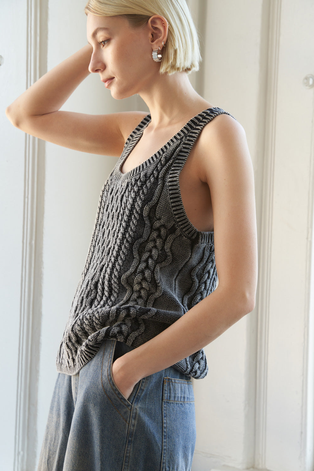 NUNCA ESQUEÇA A REGATA DE TRICÔ