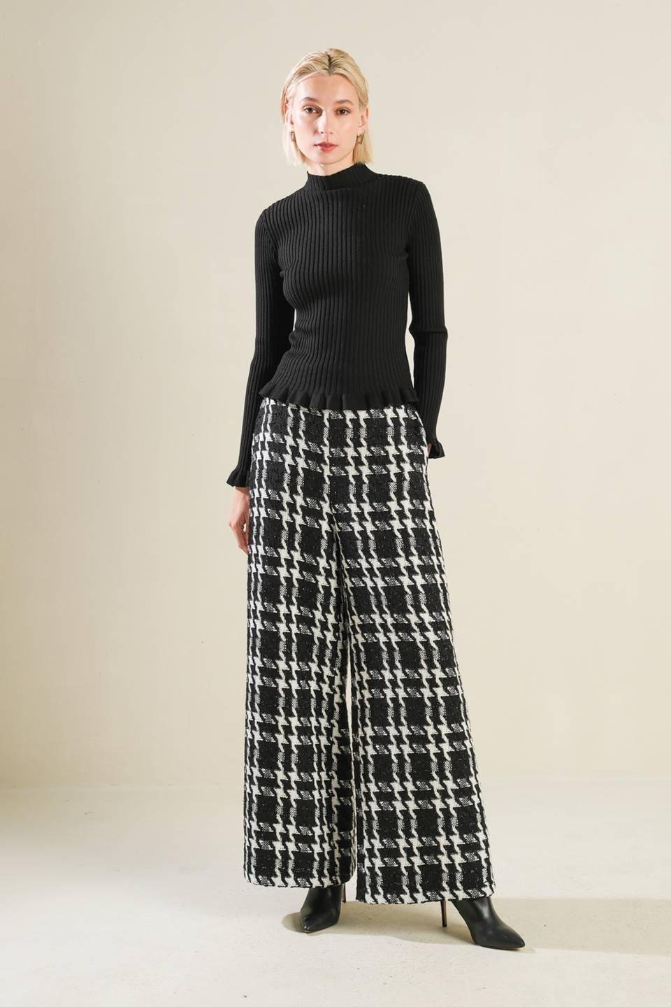 BLUSA DE MOLETOM "ME BEIJE DE MANHÃ"